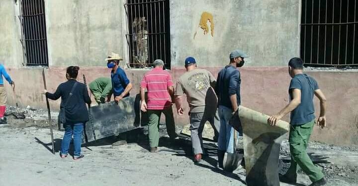 Tras el incendio los ariguanabenses emprendieron la recuperación / Foto: Tomada de Facebook