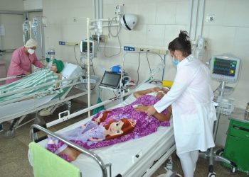 Unidad de Cuidados Intensivos en Artemisa: Conectados a la esperanza