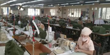 Artemiseños celebran el día del Trabajador de la Industria Ligera