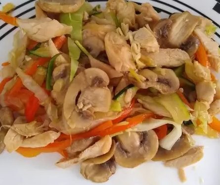 Pollo con vegetales