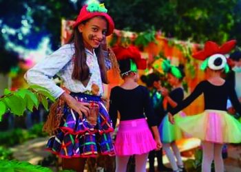 Los chicos actúan, seducen al público, superan desafíos, aprenden y se divierten