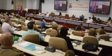 Convocados por la Revolución de Fidel, nos vemos en la Plaza con Raúl y Díaz-Canel