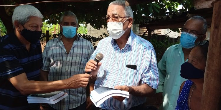 Torres Cuevas habla de la necesidad de llevar los libros a la comunidad para enriquecer el crecimiento espiritual del hombre
