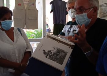 Cinco décadas de amor por la enseñanza