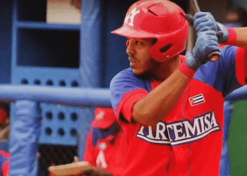 Carlos de la Tejera bateó de 12-6 ante el excelente cuerpo de lanzadores pinareños