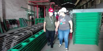 Unos 180 centros de interés económico, político y social, y comunidades, recorrieron los visitantes, organizados en varios grupos de trabajo