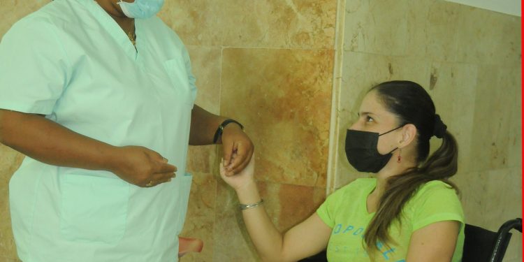 Aquí tengo mi familia comprobada. Leticia, la directora del hogar, es mi verdadera madre, asegura Omaida