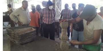 Resalta Valdés Mesa experiencias productivas de Artemisa