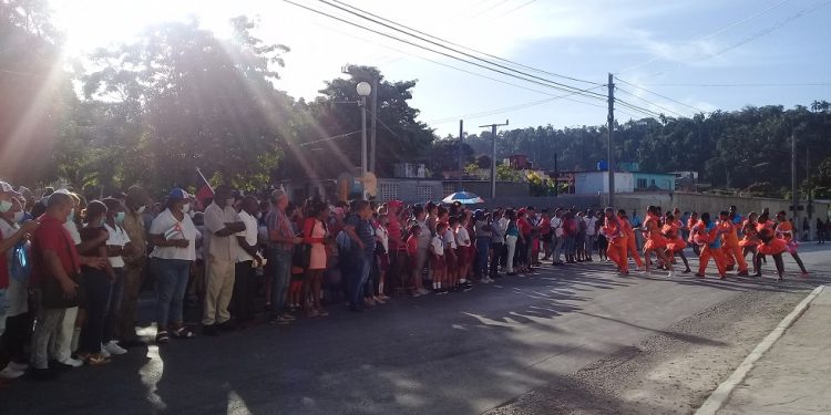 Acto por el 26 de julio en Mariel