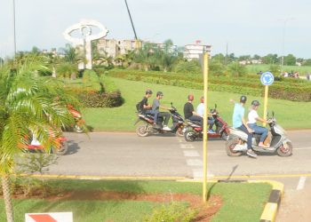 Bicicletas, patines y motos por la soberanía