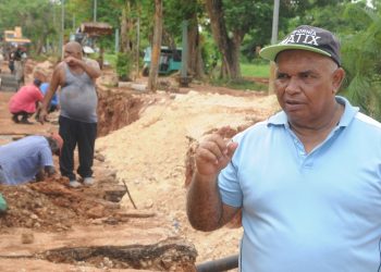 Alberto reconoce el compromiso de sostener en el tiempo esta obra de gran inversión / Foto: Otoniel Márquez