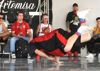 El Festival también reservó espacio para las espectaculares acrobacias de los B Boys