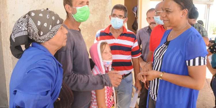 Chequea vice primera ministra abasto de agua en Artemisa