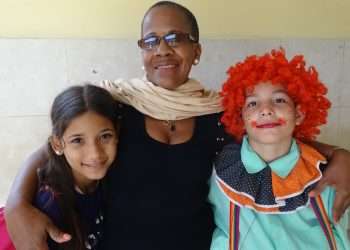 Esperancita (al centro) nació para la Cultura / Foto: Yusmary Romero