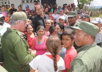 Constata presidente cubano labores de recuperación en Bahía Honda