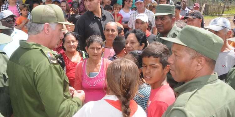 Constata presidente cubano labores de recuperación en Bahía Honda