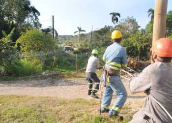 Constata presidente cubano labores de recuperación en Bahía Honda
