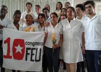 universitarios-ciencias-médica