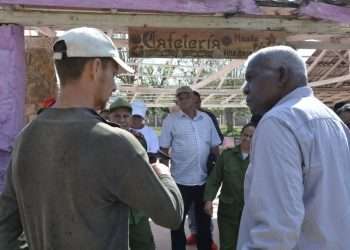 Visitan Presidente del Parlamento cubano y Viceprimera ministra, montañas artemiseñas