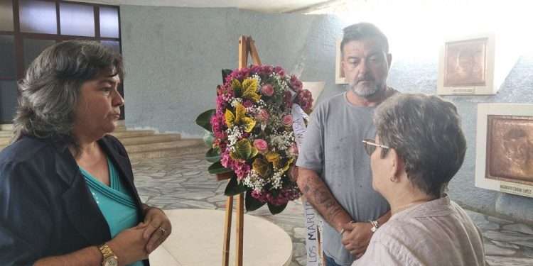 eurodiputado-mausoleo