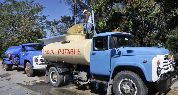 El agua, aún con afectaciones