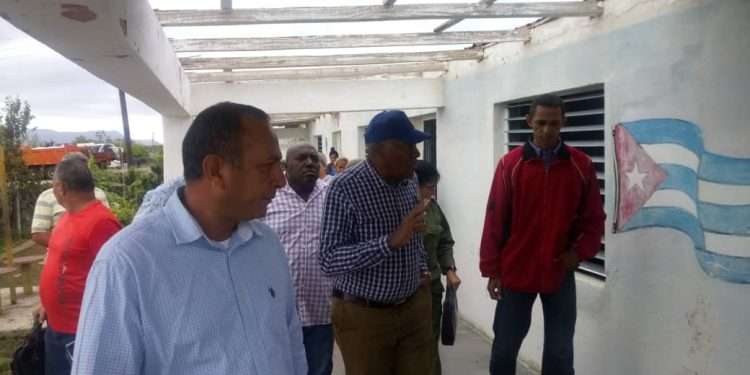 salvador-mesa-bahía-honda