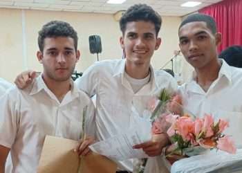 graduación-escuela-pedagogica