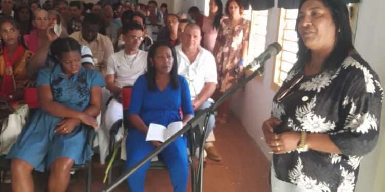 Preparación y aliento femenino en nuevas asambleas del Poder Popular