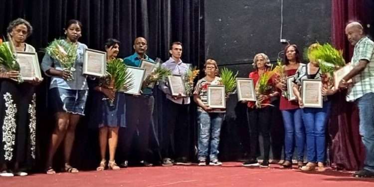 reconocimiento-maestros