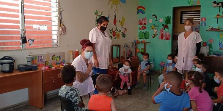 educadora-primera-infrancia