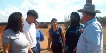 Nominadas a diputadas en contacto con la población güireña