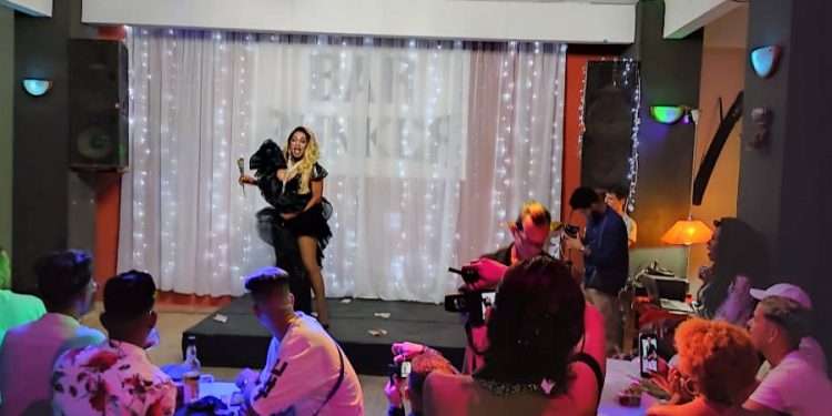 Actividad Trans en el Bar Bunker