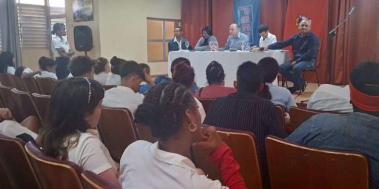 La FEEM en el centro de las necesidades de los estudiantes