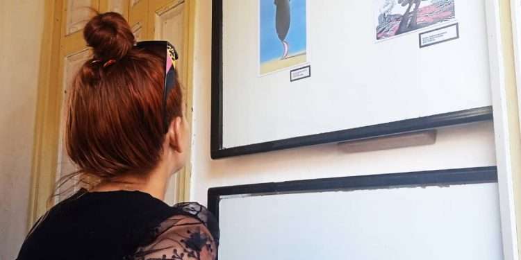 La risa de la Bienal nos viene muy bien