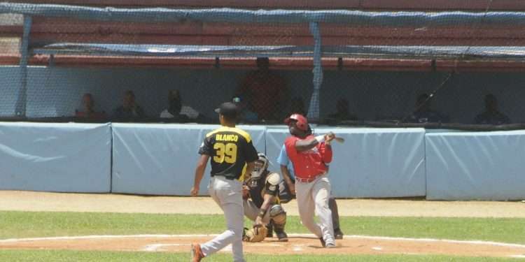 Cazadores regresan al podio