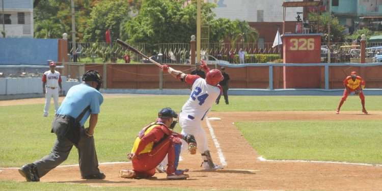 Los 100 jonrones de Dayán García