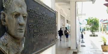 Razones especiales para desvelar la historia