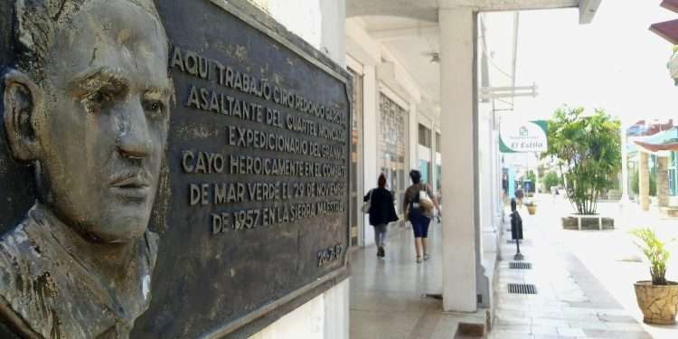 Razones especiales para desvelar la historia