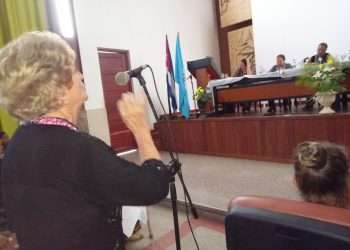 Mujeres de Artemisa: en el centro de los problemas