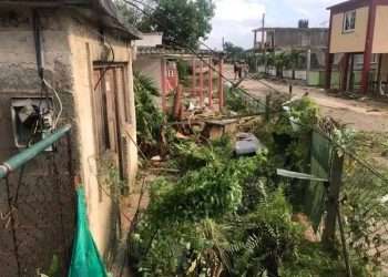 El barrio «La Loma» perjudicado tras tornado en la localidad de Playa Baracoa