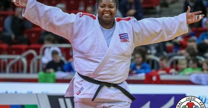 Idalys es la Reina de América