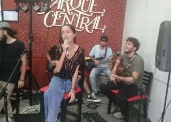 Más que locos, poetas de la vida