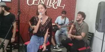 Más que locos, poetas de la vida