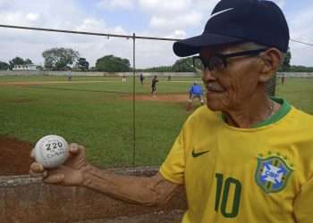 Las Cañas se bebe la Copa y celebra 220