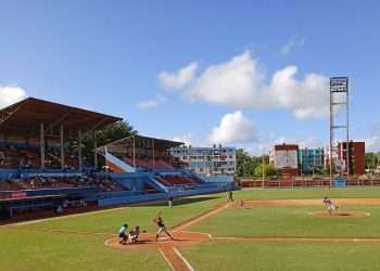 Cazadores pelean hasta la última flecha