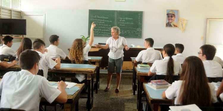 maestros-artemiseños