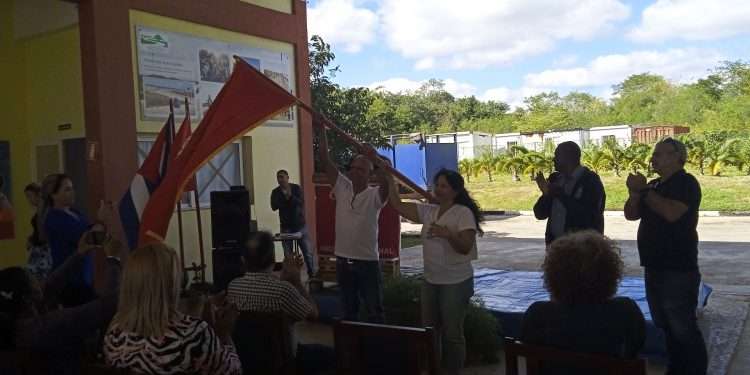 Empresa de Mantenimiento a Áreas Públicas abanderada de la CTC