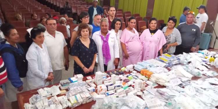 Hormigas solidarias de España entregan donativo a hospital de Artemisa