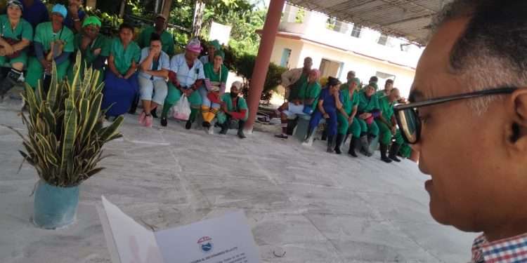 Avícolas de Artemisa en debate sindical rumbo al congreso