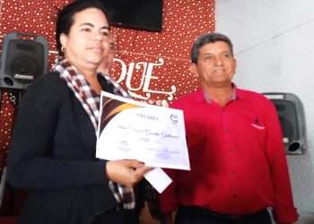 Entregan Premio de Periodismo Económico